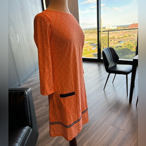 3/4 sleeve light orange & white easy dress! UPF 50 fabric - Picture 6 of 7